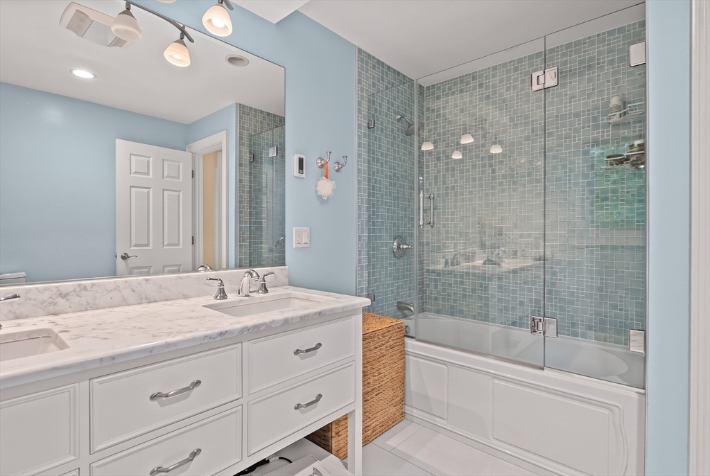 37-39 Beaconsfield Road Brookline, MA 02445 - Photo 17 of 38 Gallery Image 17