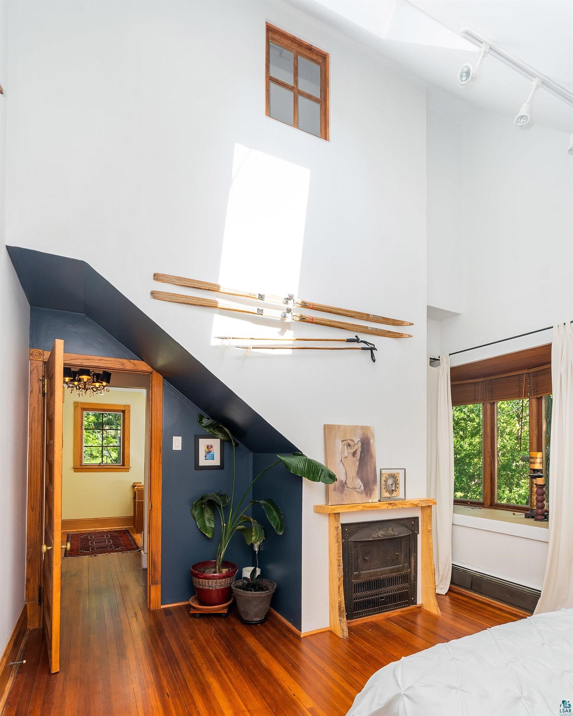 1600 Vermilion Road Duluth, MN 55812 - Photo 13 of 30 Gallery Image 13