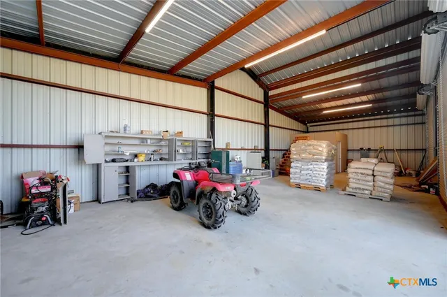 $1,749,900 | 62 County Road 448, Waelder, TX 78959