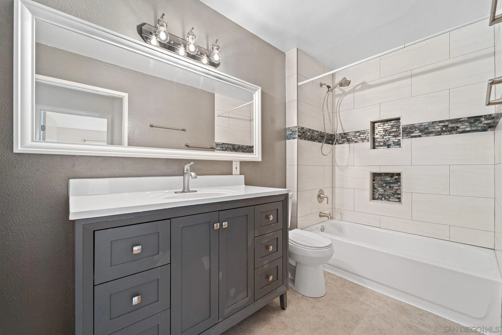 6362 Rancho Mission Road, Unit 711 San Diego, CA 92108 - Photo 19 of 35 Gallery Image 19