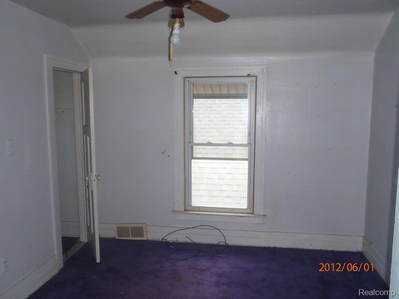 30 Forest Street River Rouge, MI 48218 - Photo 11 of 12 P6010219.JPG