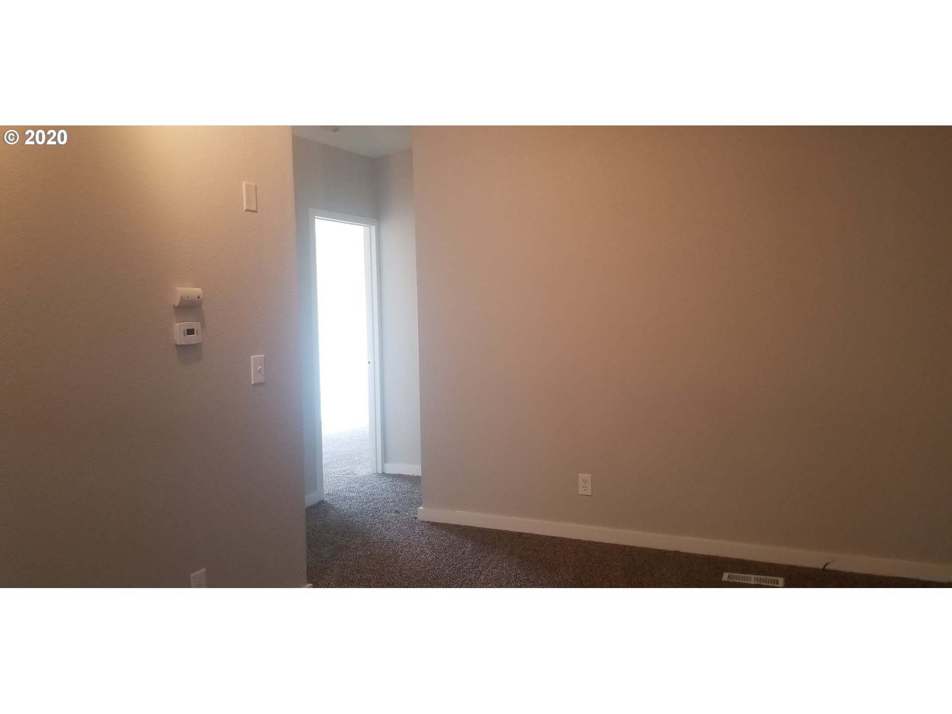 812 Southwest 12th Street Pendleton, OR 97801 - Photo 27 of 32 a picture of a room