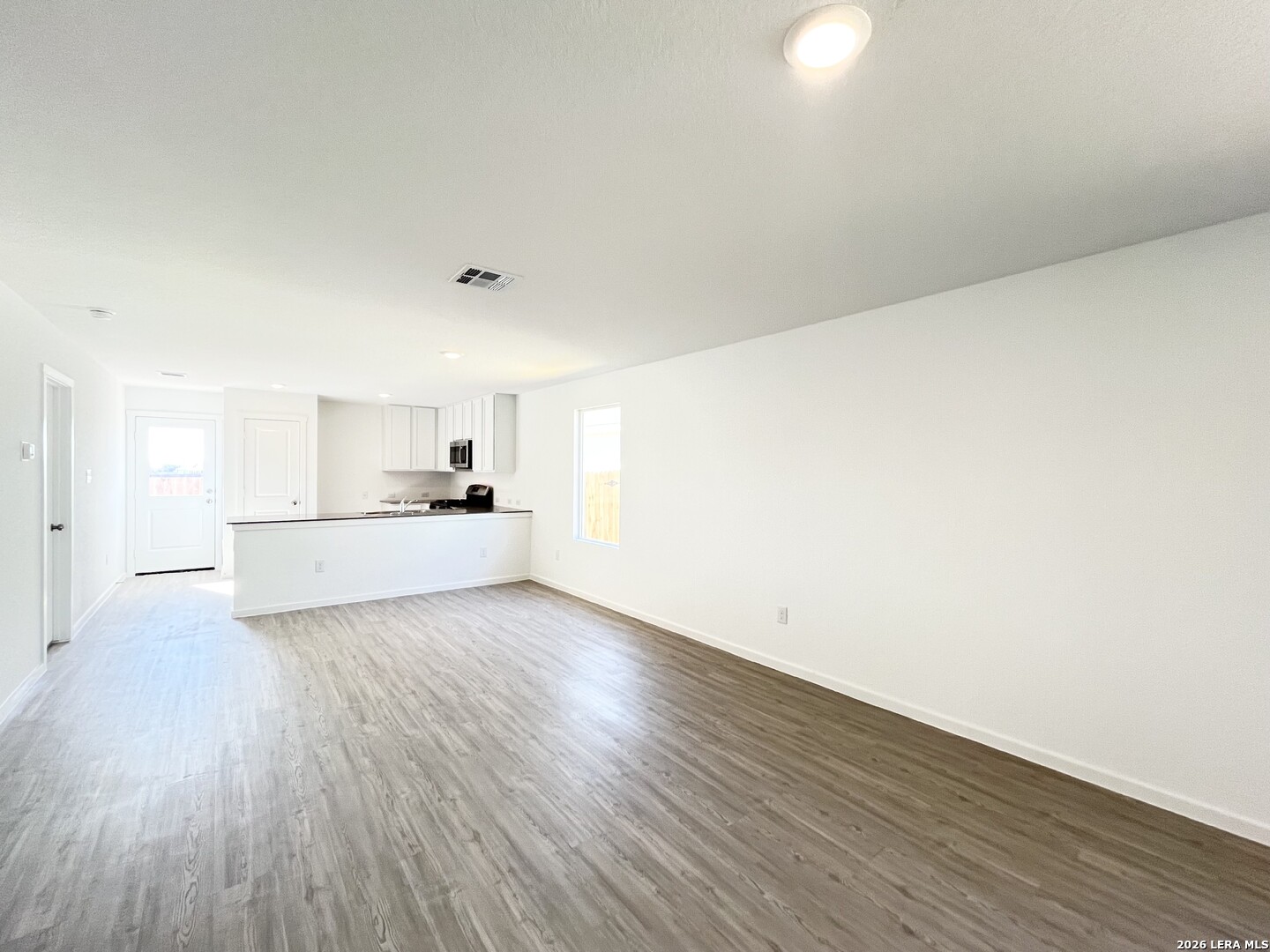 268 Cowboy Ridge Pleasanton, TX 78064 - Photo 8 of 36