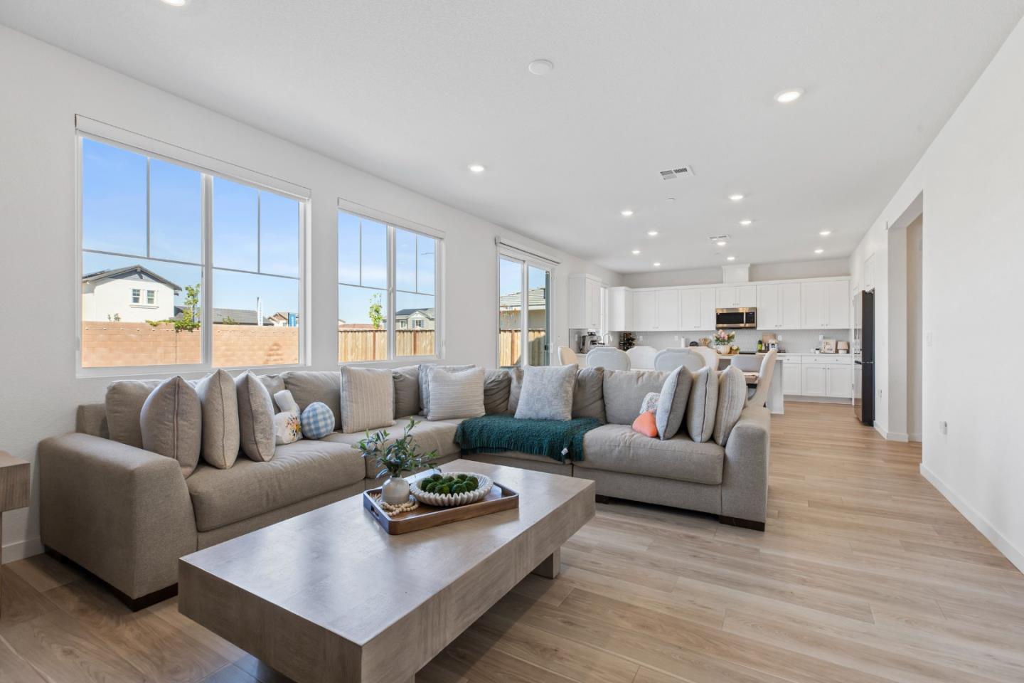 273 Dogwood Rnch Way Patterson, CA 95363 - Photo 8 of 30