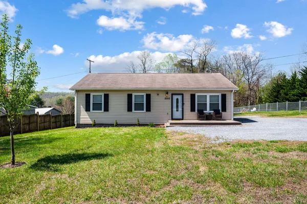 $274,900 | 2050 Hawkins Mill Road, Lynchburg, VA 24503