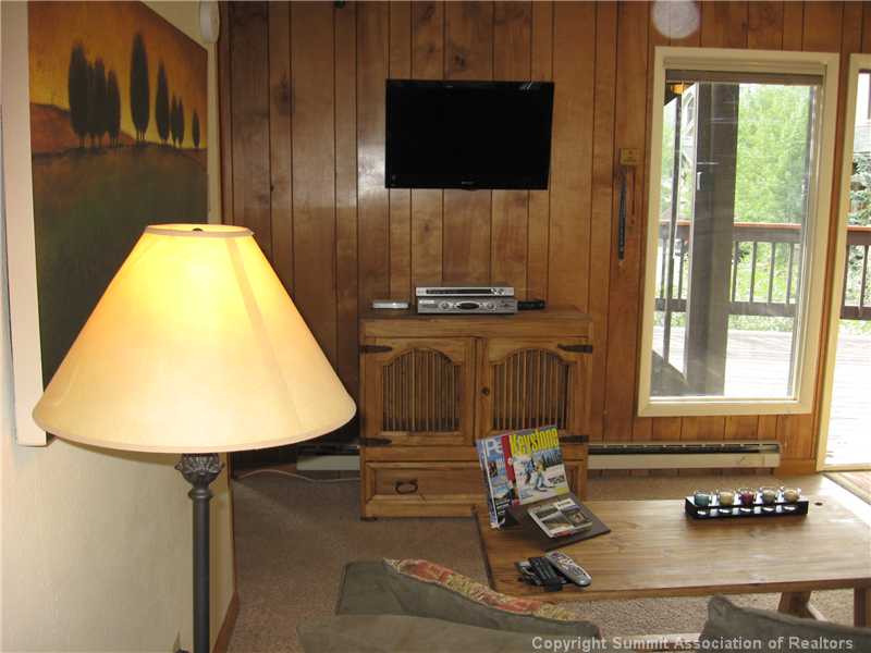 1473 West Keystone Road, Unit 2930 Keystone, CO 80435 - Photo 6 of 13 Living Room.