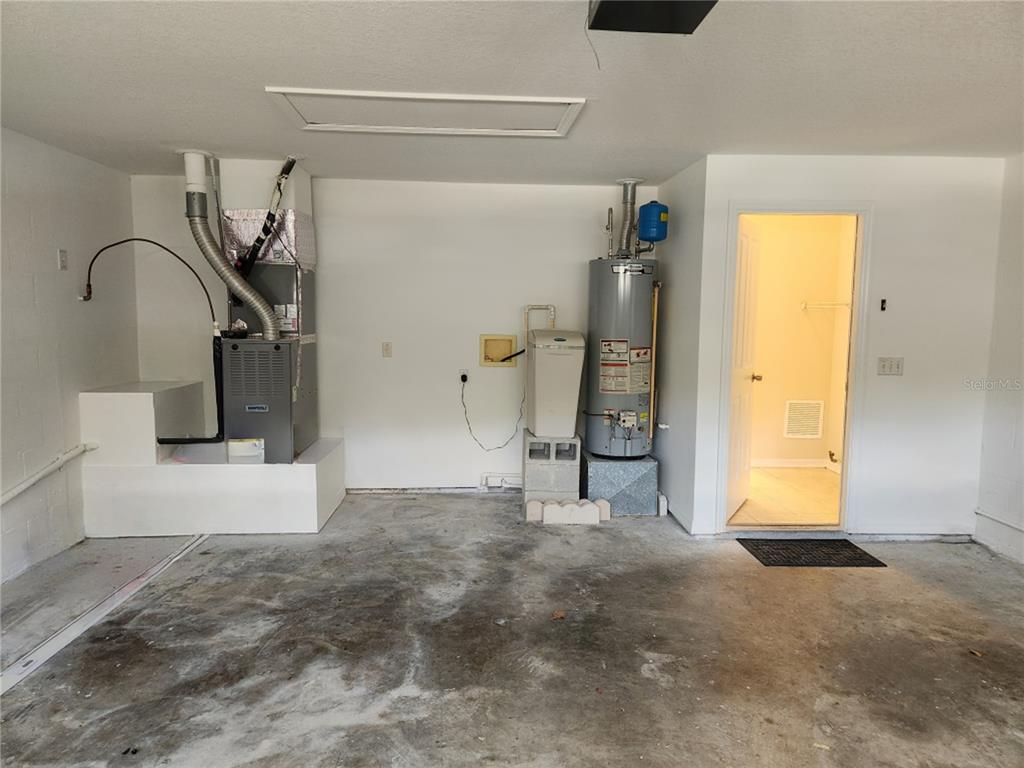 30631 Nickerson Loop Wesley Chapel, FL 33543 - Photo 32 of 33 a view of an empty room