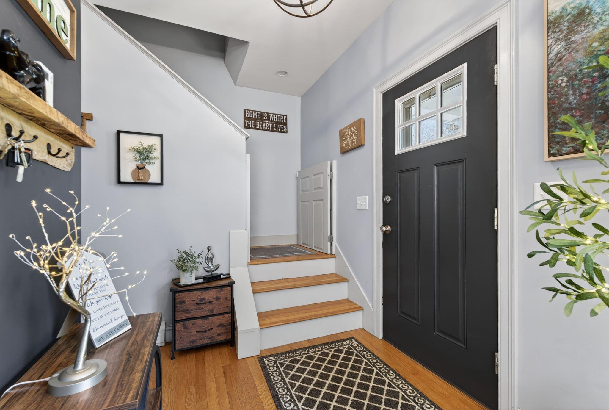 52 Harvest Hill Road Windham, ME 04062 - Photo 17 of 38 Stairs / Entry