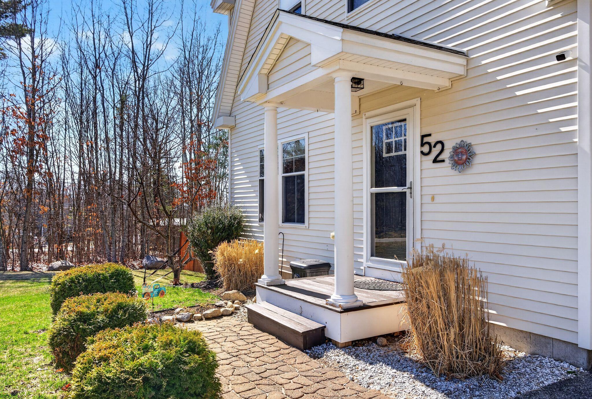 52 Harvest Hill Road Windham, ME 04062 - Photo 4 of 38 Front Door