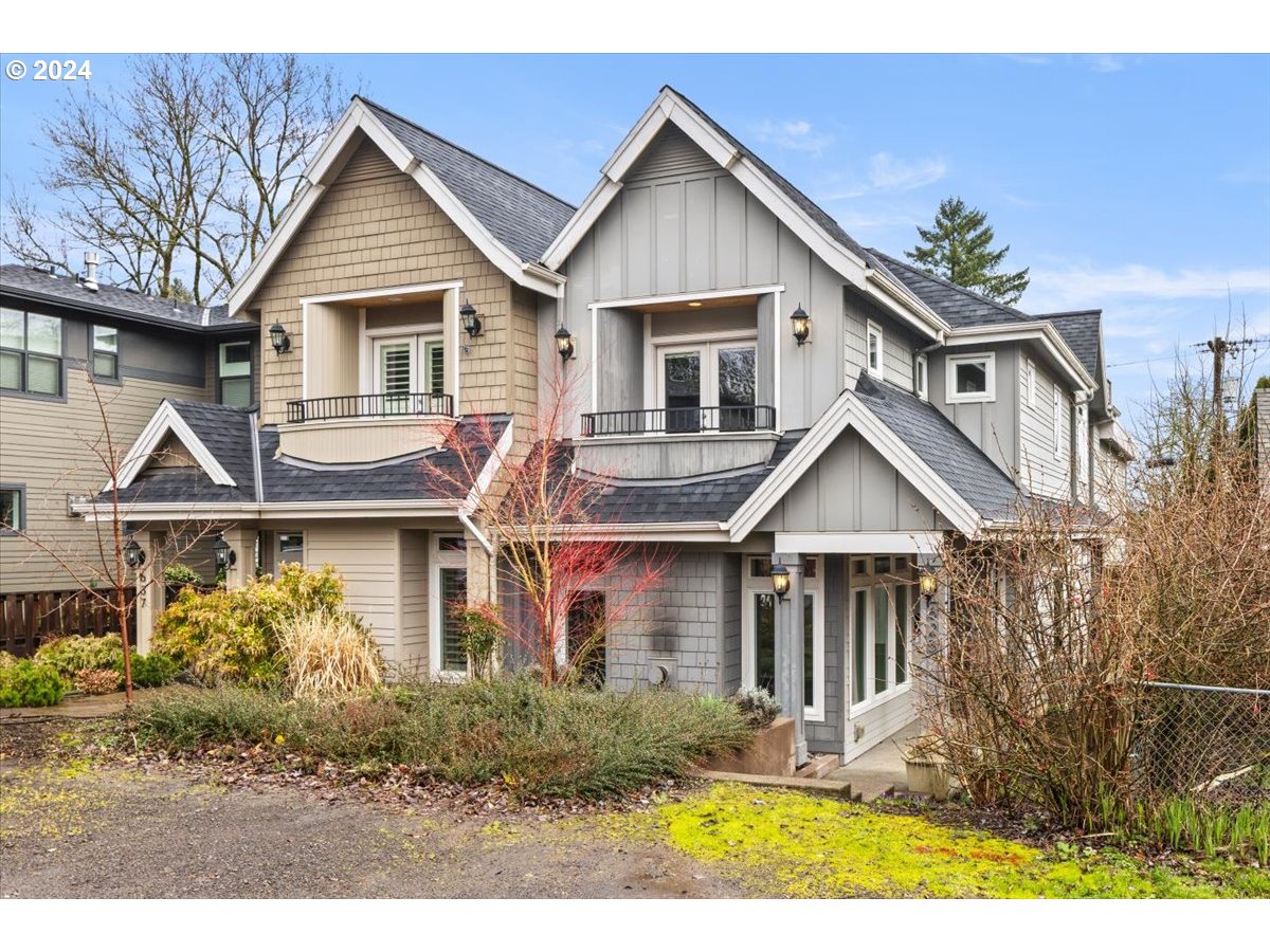 625 3rd Street Lake Oswego, OR 97034 - Photo 2 of 43 a front view of a house with a yard and trees