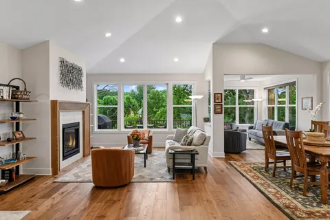 $960,000 | 9733 Liberty Court, Eden Prairie, MN 55347
