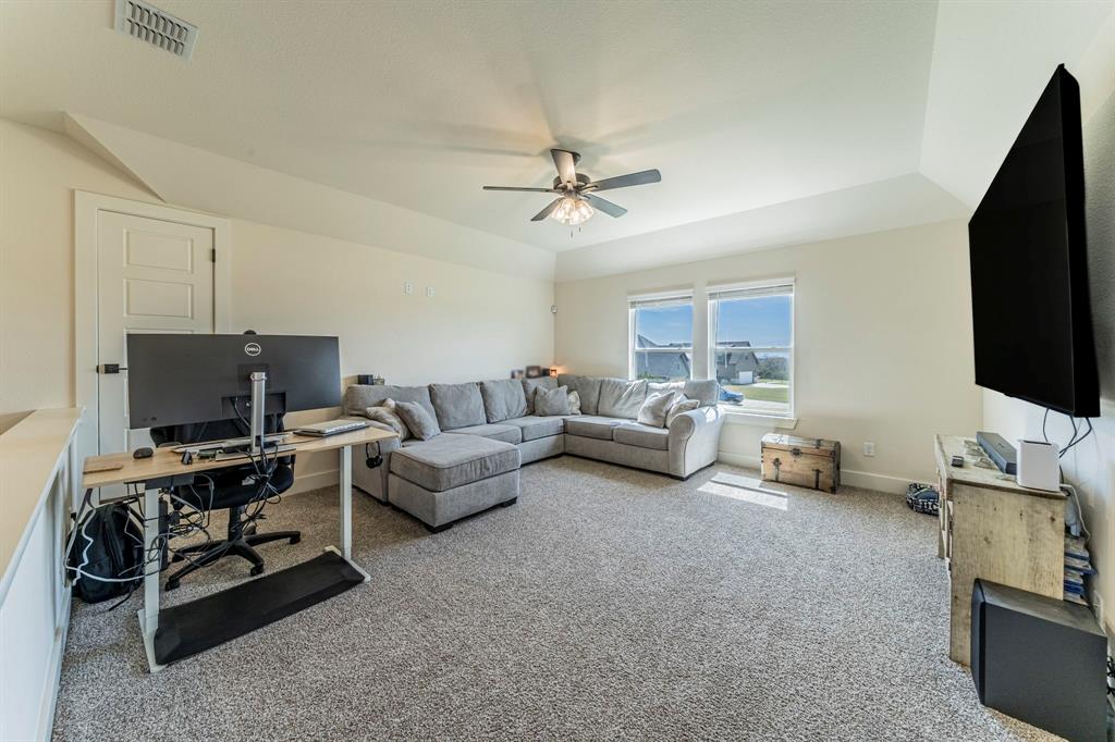 2001 Redemption Drive Weatherford, TX 76088 - Photo 18 of 29