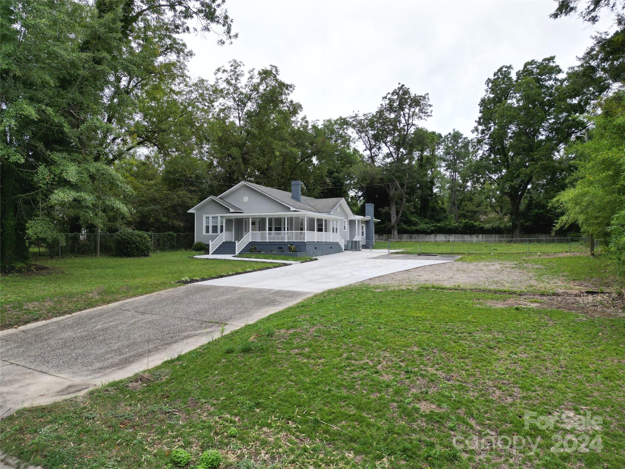 807 East Washington Street Rockingham, NC 28379 - Photo 38 of 42 a house view with a outdoor space