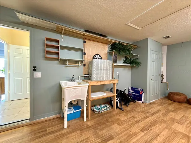 $2,200 | 235 Hollinghead Loop, Davenport, FL 33896