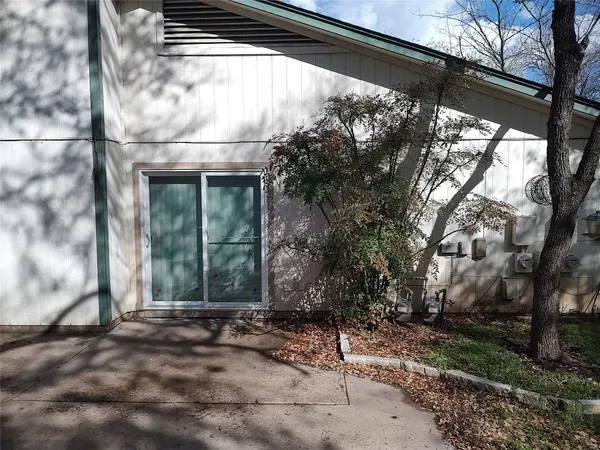 $1,750 | 7105 Treasure Cove, Unit 14, Austin, TX 78745