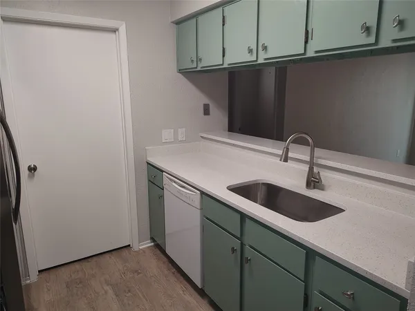 $1,750 | 7105 Treasure Cove, Unit 14, Austin, TX 78745