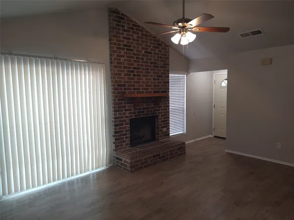 $1,750 | 7105 Treasure Cove, Unit 14, Austin, TX 78745