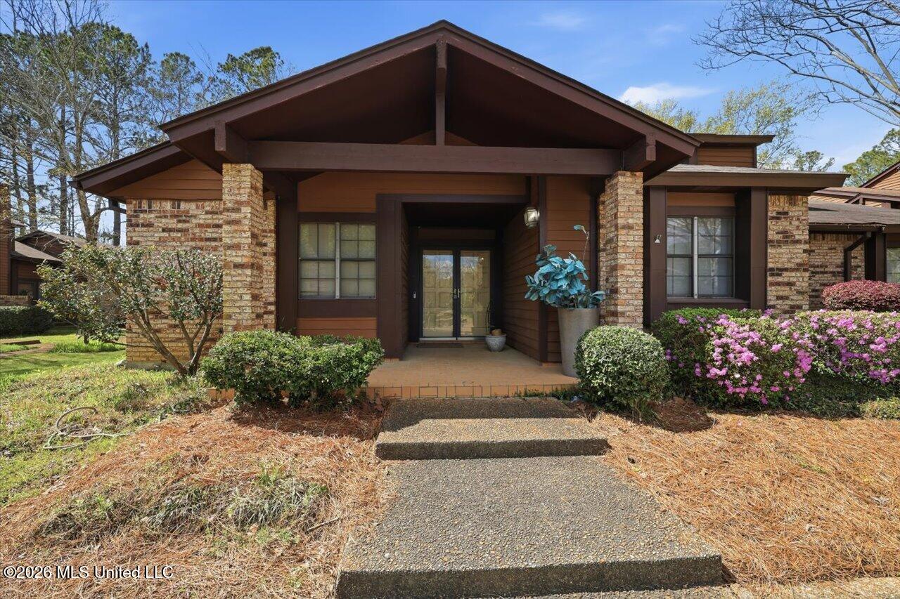 04-5 Shore Dr _ Home Tours MS