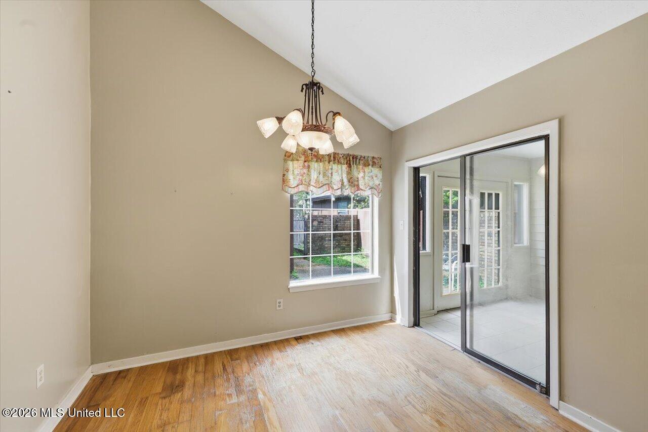 5 Shore Drive Clinton, MS 39056 - Photo 14 of 31 14-5 Shore Dr _ Home Tours MS