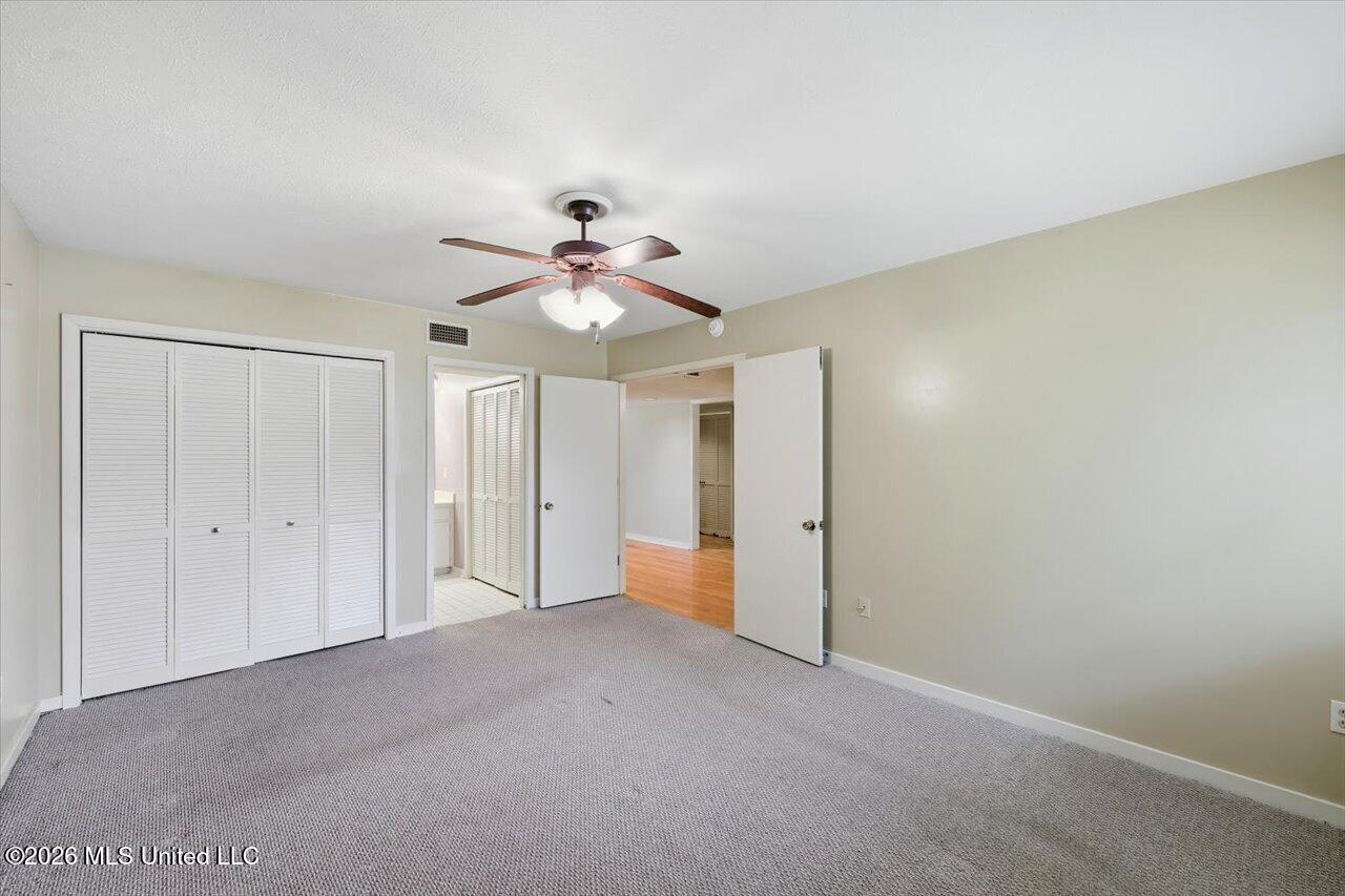 5 Shore Drive Clinton, MS 39056 - Photo 19 of 31 19-5 Shore Dr _ Home Tours MS