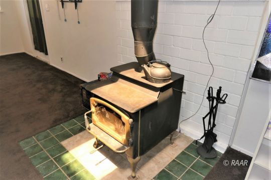 1263 Primrose Street Ridgecrest, CA 93555 - Photo 17 of 35 a utility room with dryer and washer