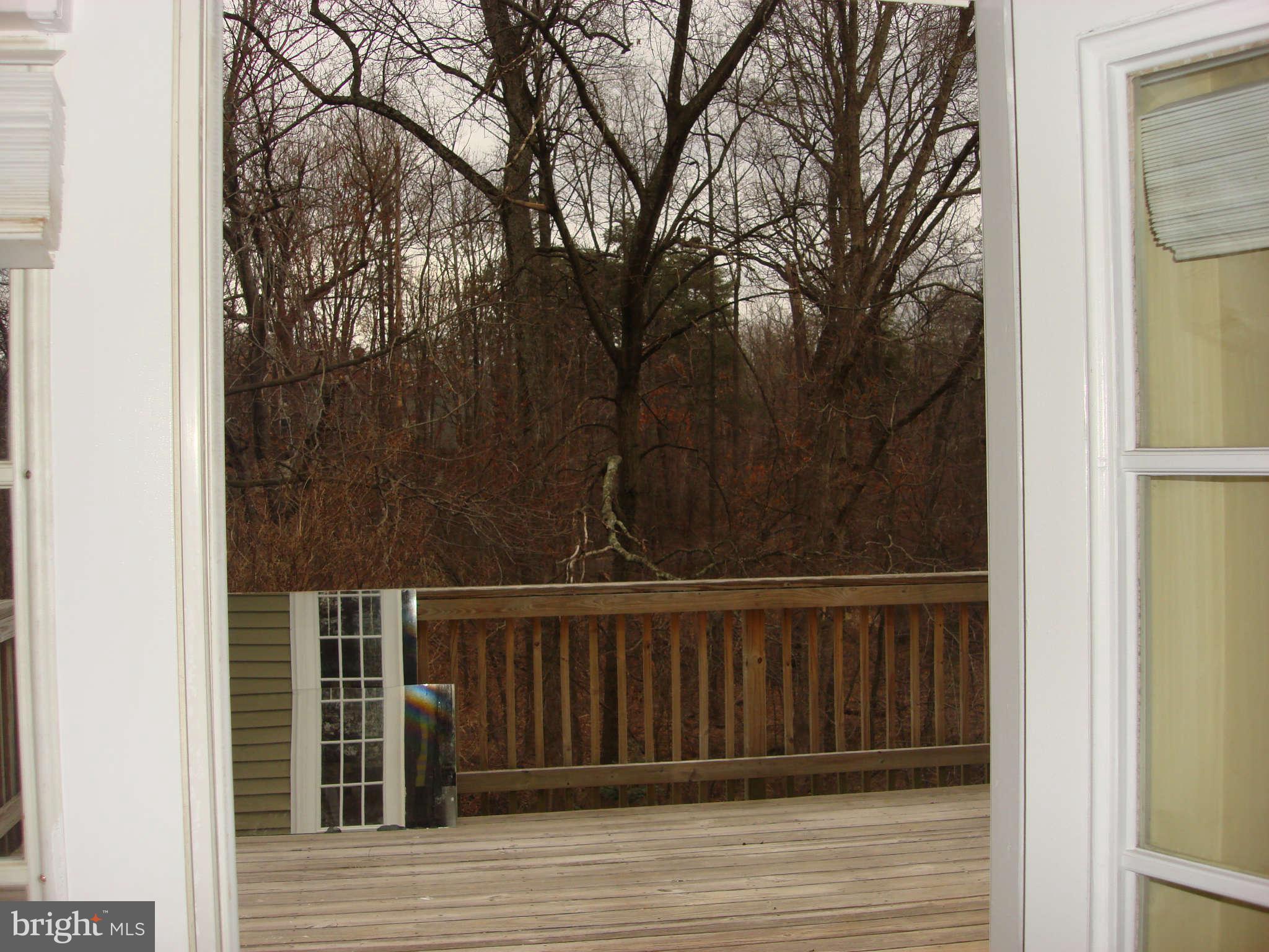 1546 Poplar Grove Drive Reston, VA 20194 - Photo 5 of 19 Exterior (Rear)