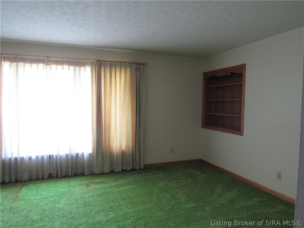 621 East Rudder Road Salem, IN 47167 - Photo 4 of 50 Gallery Image 4