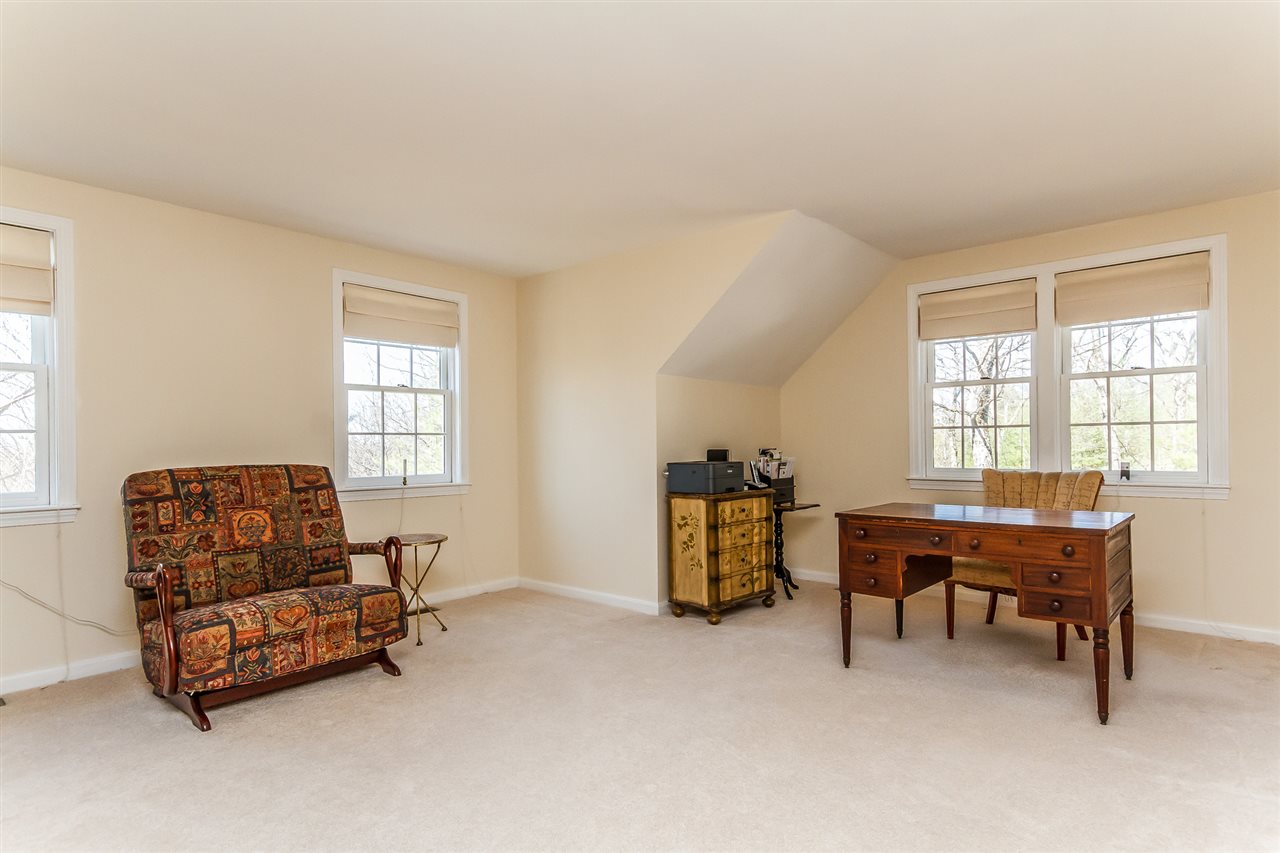 37 Westview Road Brookline, NH 03033 - Photo 17 of 40