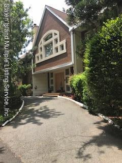 77 Coventry Road Staten Island, NY 10304 - Photo 2 of 31 IMG_9160