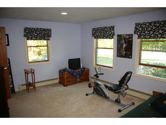 81 Beacon Hill Road Thornton, NH 03285 - Photo 6 of 27
