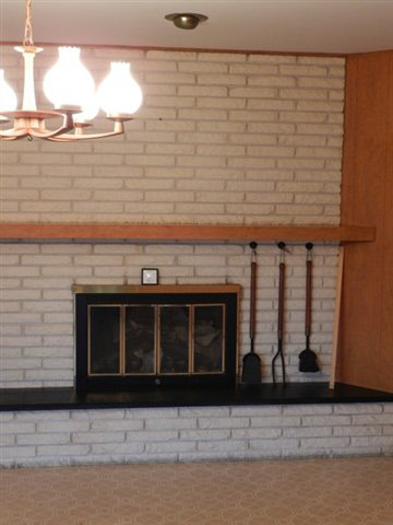 1614 East Springhill Road Warsaw, IN 46580 - Photo 11 of 22 Gallery Image 11