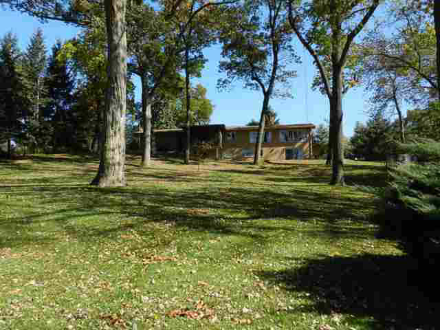 1614 East Springhill Road Warsaw, IN 46580 - Photo 3 of 22 Gallery Image 3