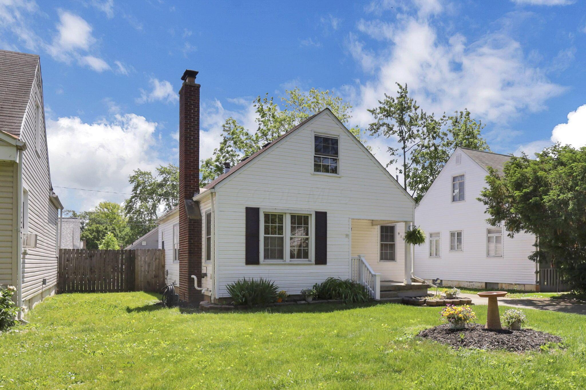 910 Wiltshire Road Columbus, OH 43204 - Photo 3 of 68 3-web-or-mls-IMG_6707 - Copy