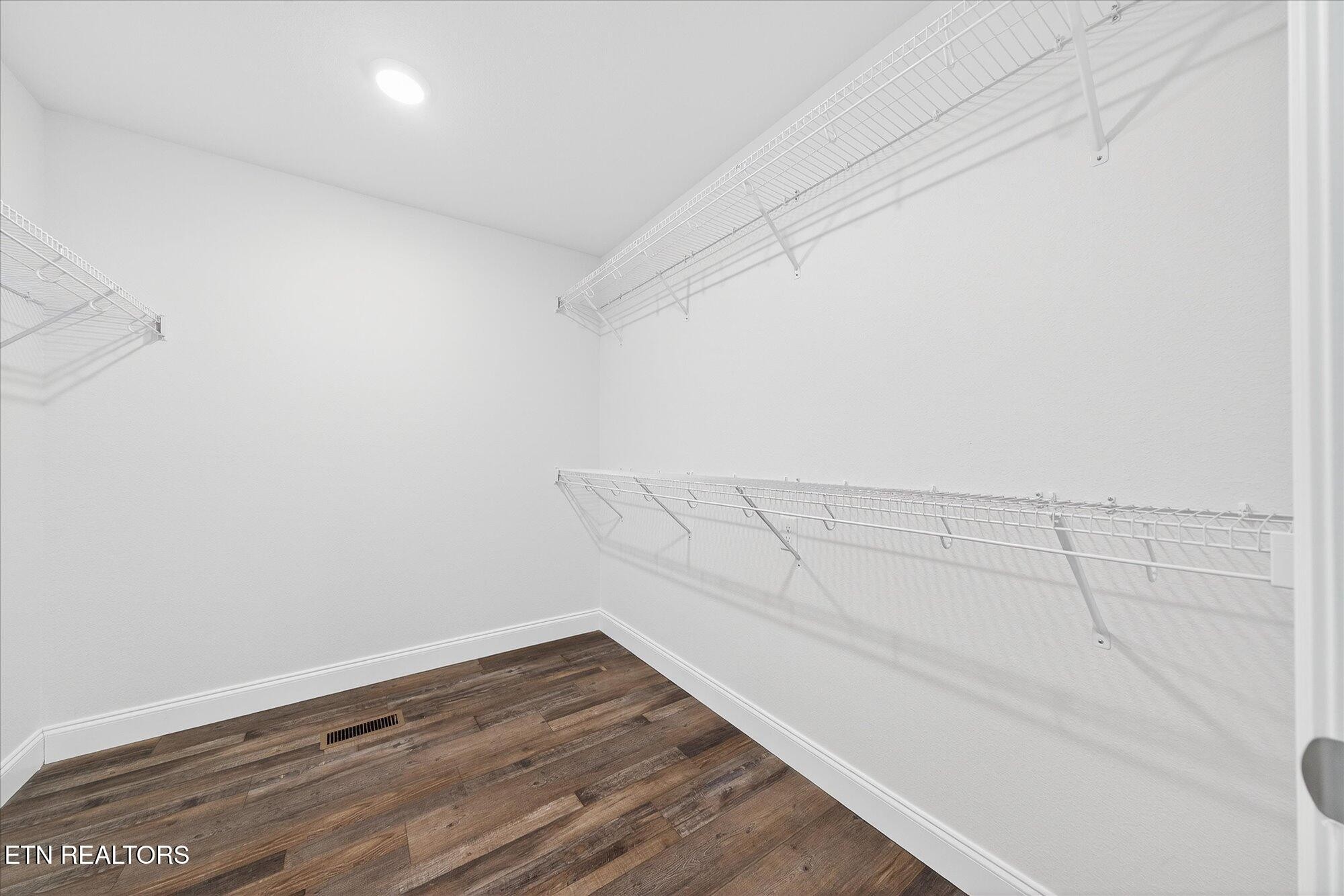 1311 Cook Road Crossville, TN 38555 - Photo 12 of 32 Gallery Image 12