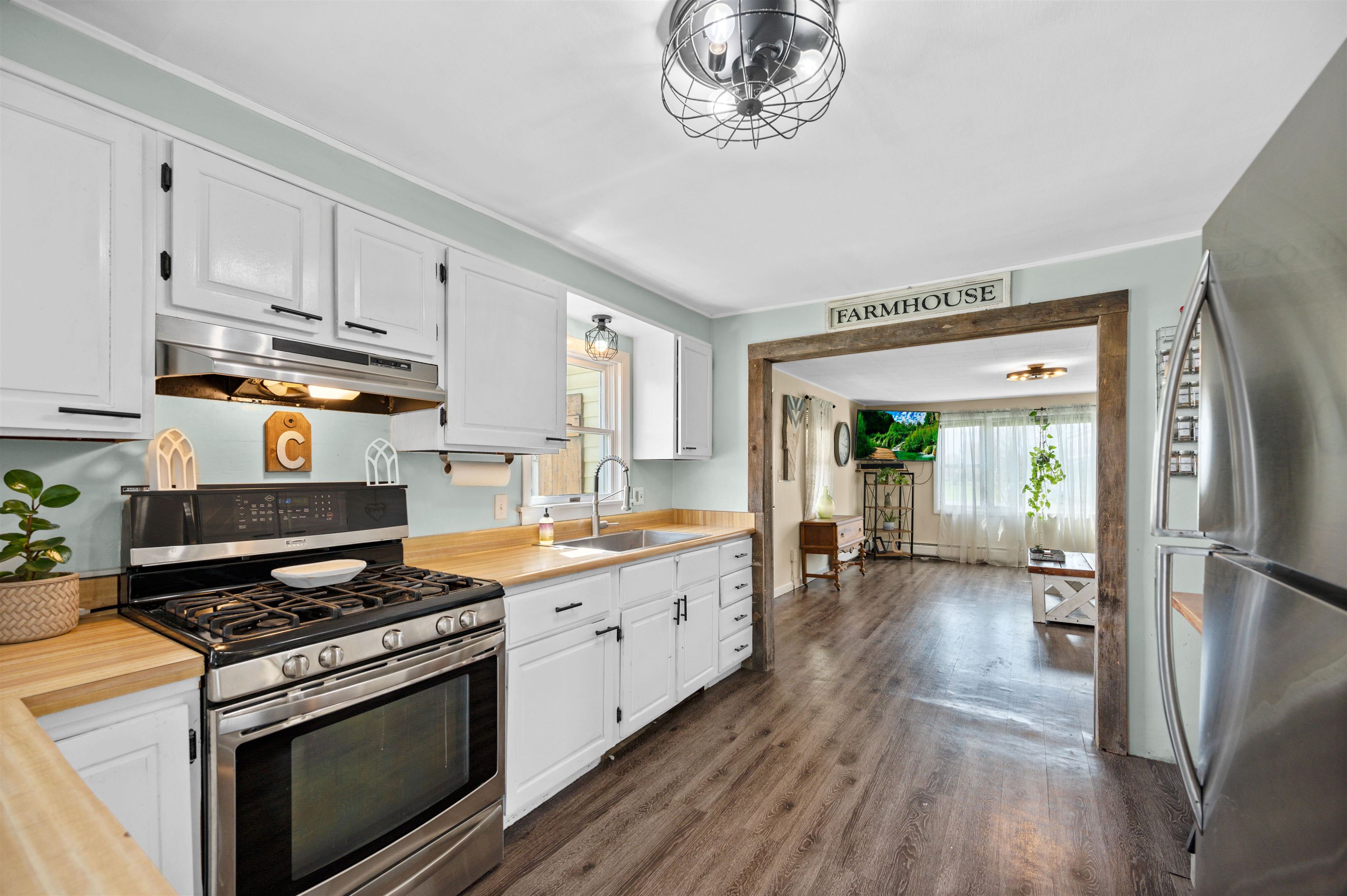 372 Beckley Hill Road Barre Town, VT 05641 - Photo 5 of 33