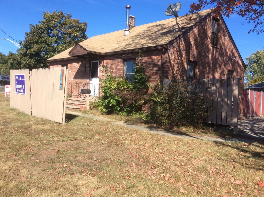 1546 Westover Road Chicopee, MA 01020 - Photo 1 of 2 Gallery Image 1