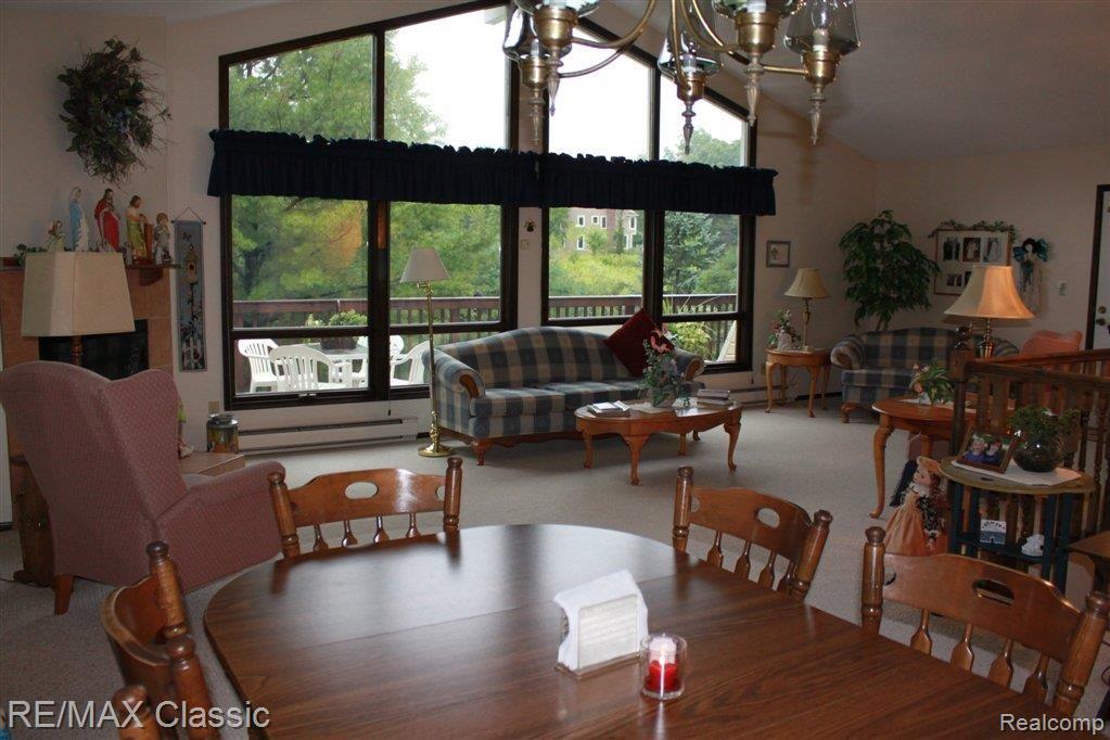 6455 Brighton Road Brighton, MI 48116 - Photo 11 of 21 Formal Dining
