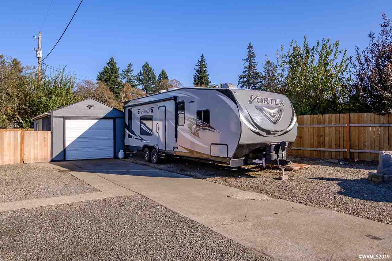 1757 Talbot Road Southeast Jefferson, OR 97352 - Photo 26 of 32 Gallery Image 26