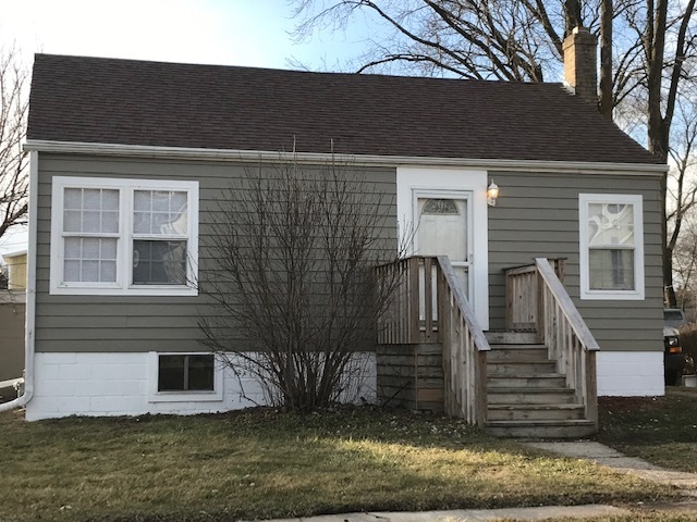 136 South 6th Street Rochelle, IL 61068 - Photo 1 of 10