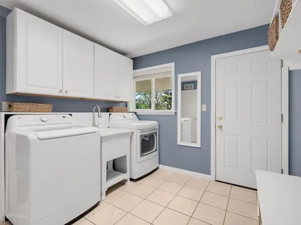 $869,000 | 6457 Rodgers Drive, Willowbrook, IL 60527