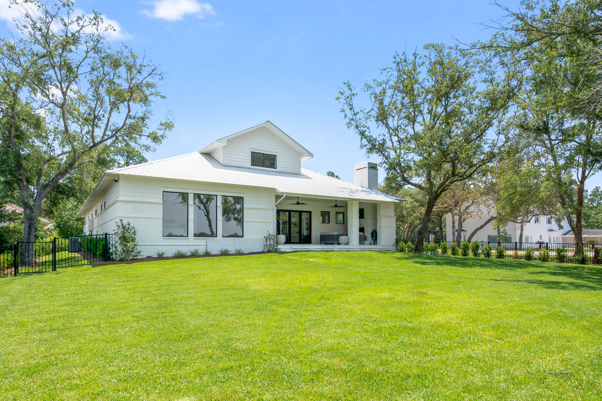 648 Mallet Bayou Road Freeport, FL 32439 - Photo 73 of 86 a front view of house with yard and green space