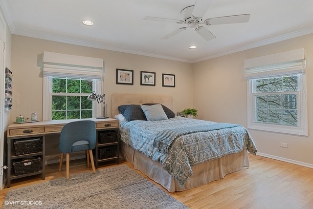 275 Coachmaker Road Northbrook, IL 60062 - Photo 22 of 33 a bedroom with a bed and a window