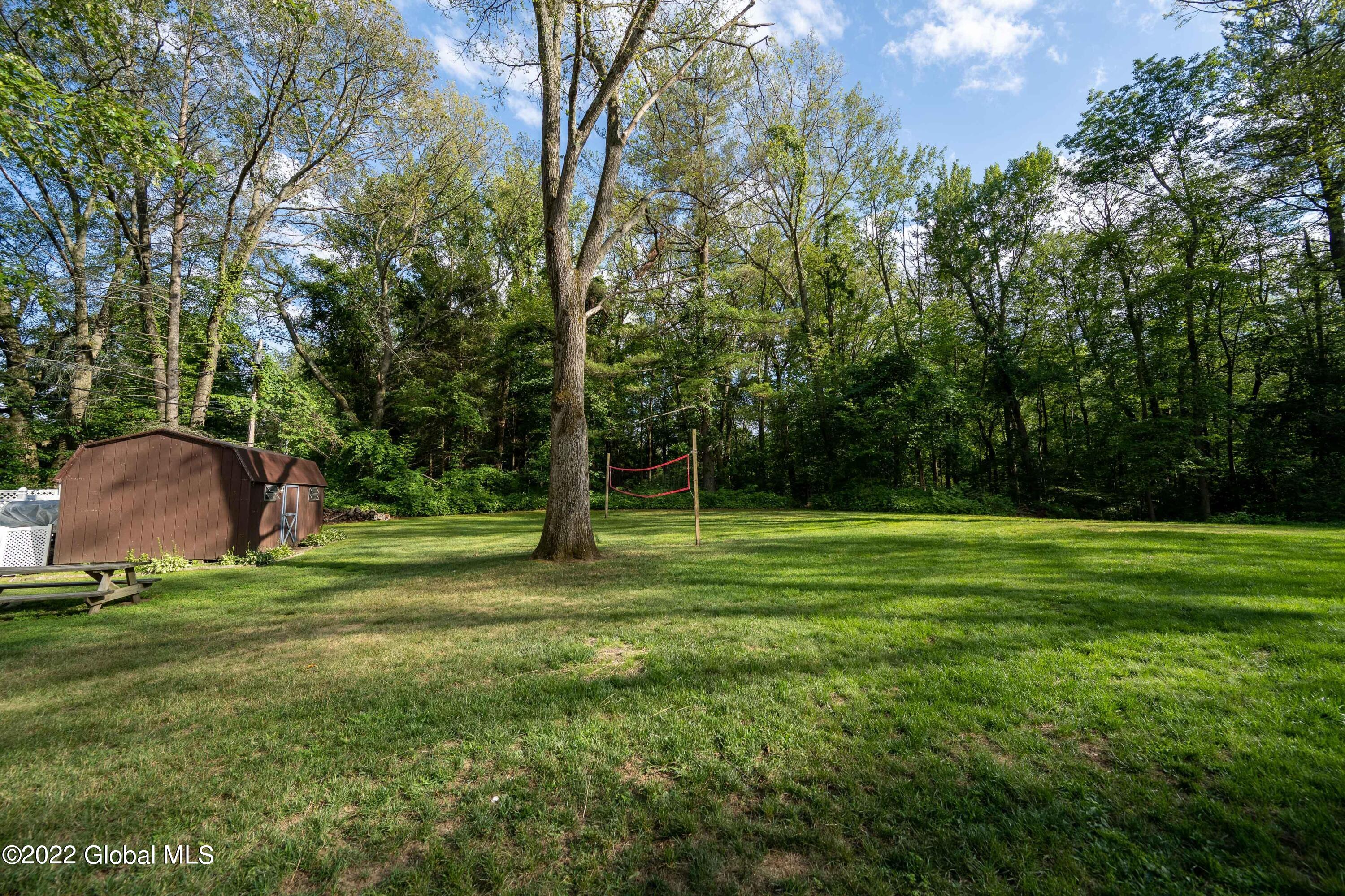 830 Jamaica Road Schenectady, NY 12309 - Photo 6 of 58 830 Jamaica Rd-7