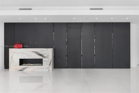 $9,985,000 | 17975 Collins Avenue, Unit N1802, Sunny Isles Beach, FL 33160