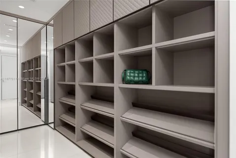 $9,985,000 | 17975 Collins Avenue, Unit N1802, Sunny Isles Beach, FL 33160