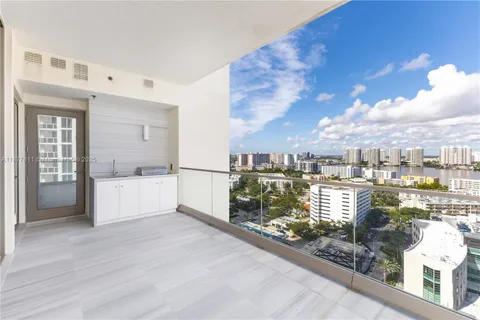 $9,985,000 | 17975 Collins Avenue, Unit N1802, Sunny Isles Beach, FL 33160