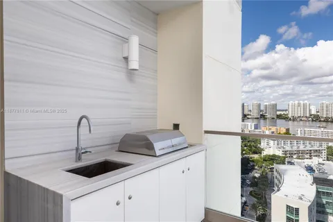 $9,985,000 | 17975 Collins Avenue, Unit N1802, Sunny Isles Beach, FL 33160