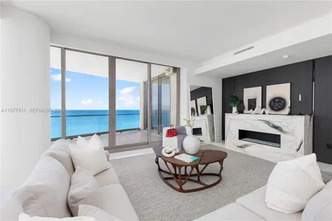 $9,985,000 | 17975 Collins Avenue, Unit N1802, Sunny Isles Beach, FL 33160