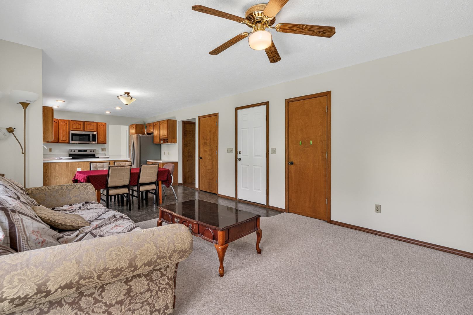 1410 Boyne Court Normal, IL 61761 - Photo 4 of 43