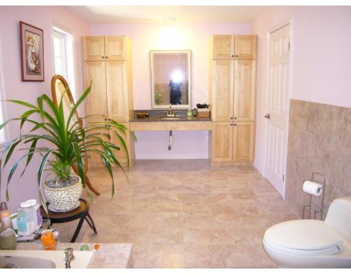 163 Cedar Street Lexington, MA 02421 - Photo 11 of 17 Gallery Image 11